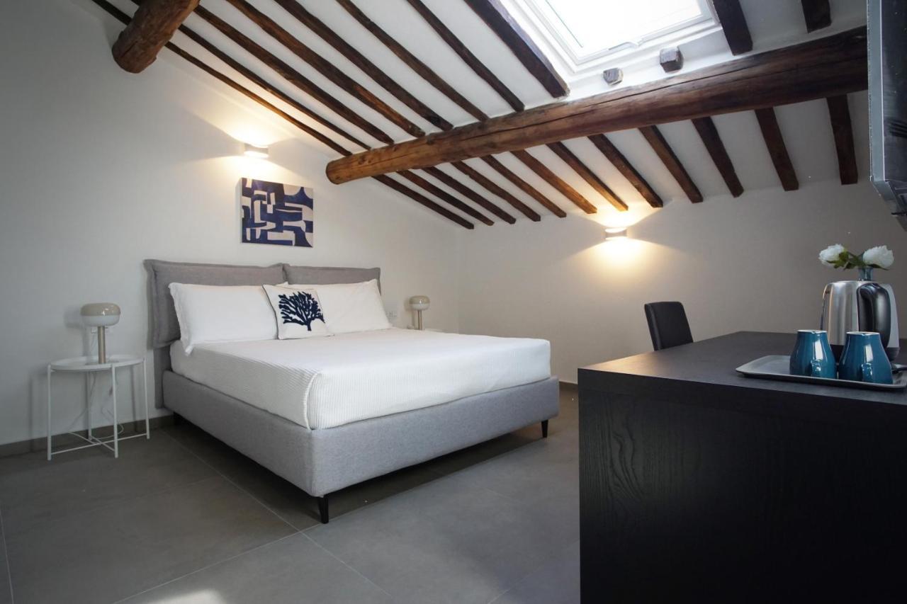 New Moon Rooms La Spezia Eksteriør billede
